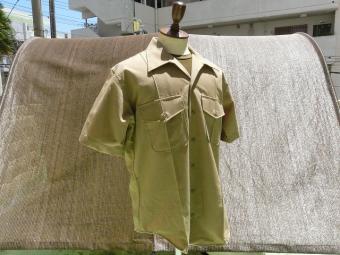 米軍制服 階級章付 ドレスシャツ USMC　カーキ半袖